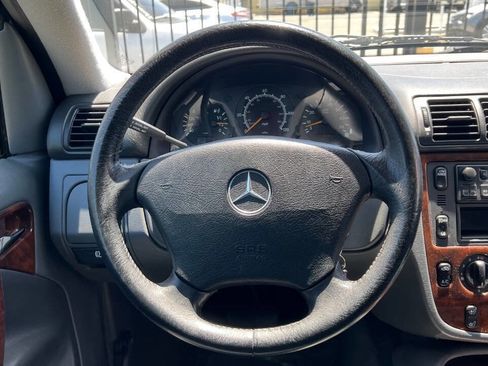 Used 1999 Mercedes-Benz ML 320 4MATIC image 25