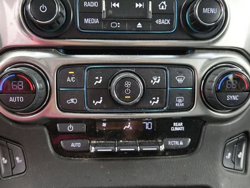 Used 2018 Chevrolet Tahoe LT AWD/4WD image 31