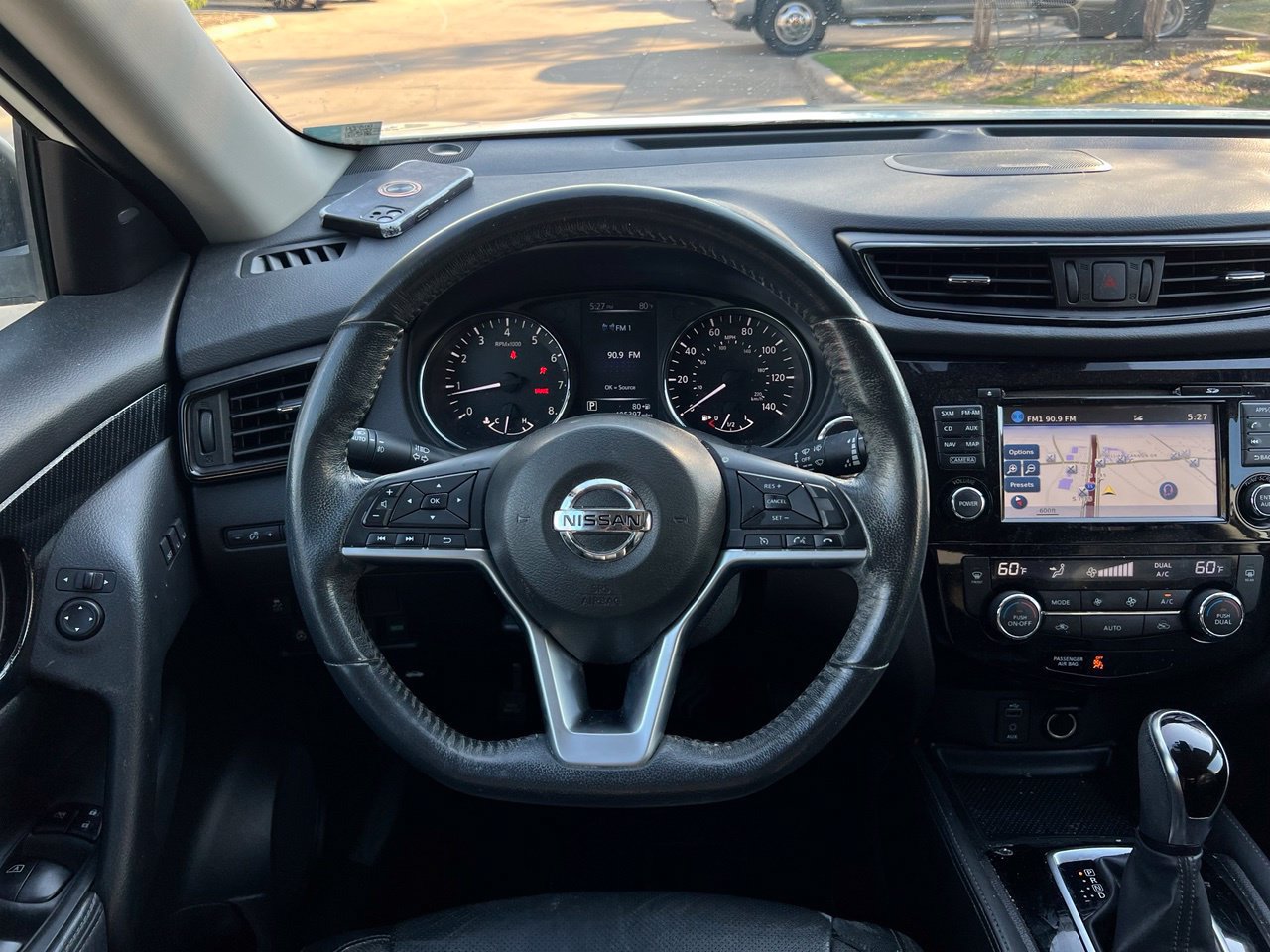 Used 2017 Nissan Rogue SL w/ SL Premium Package AWD/4WD image 14