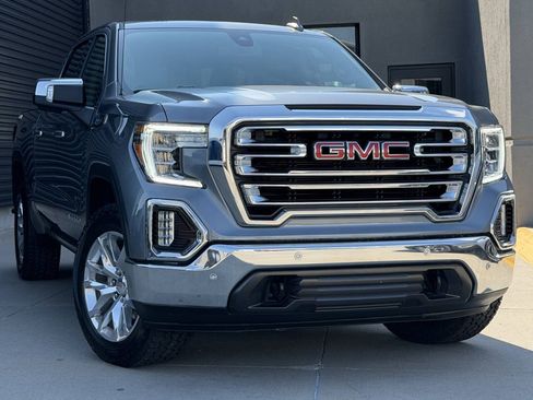 Used 2022 GMC Sierra 1500 SLT w/ SLT Premium Plus Package AWD/4WD image 5