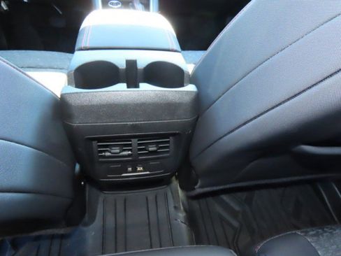 Used 2024 Chevrolet Colorado Z71 w/ Advanced Trailering Package image 19