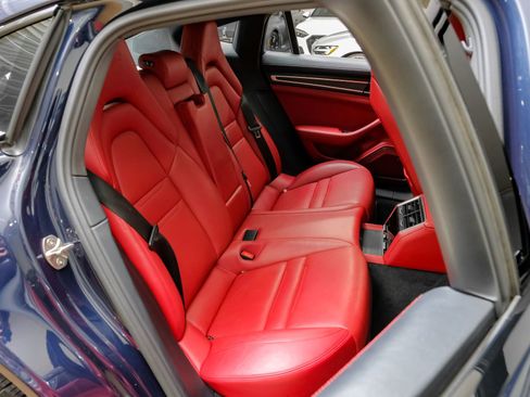 Used 2023 Porsche Panamera 4 Platinum Edition AWD/4WD image 38