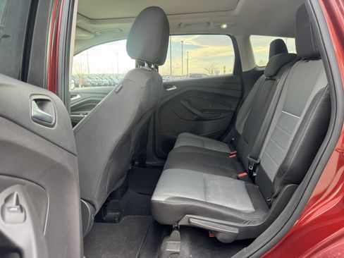 Used 2015 Ford Escape SE image 8