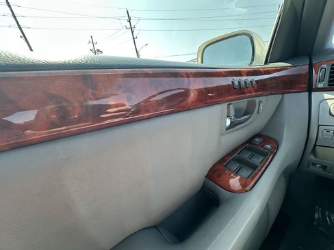 Used 2006 Lexus LS 430 RWD image 31
