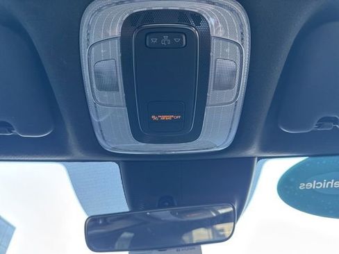 Certified 2025 Hyundai Elantra Sport image 21