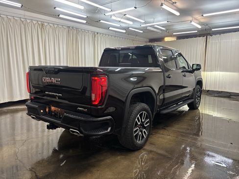 Used 2024 GMC Sierra 1500 AT4 w/ AT4 Carbonpro Edition AWD/4WD image 5