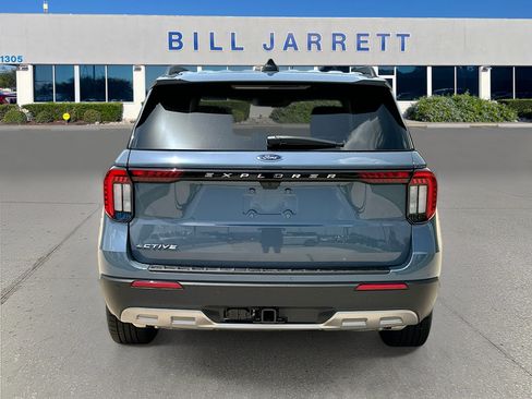 New 2026 Ford Explorer Active w/ Active Comfort Package RWD image 5