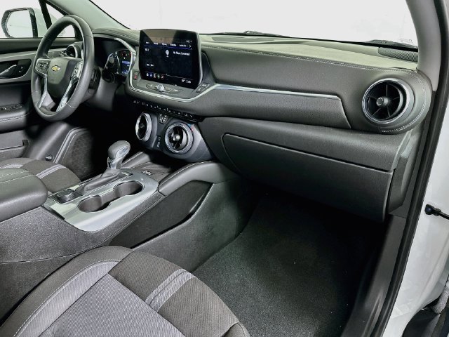 Used 2023 Chevrolet Blazer LT w/ Convenience Package FWD image 29