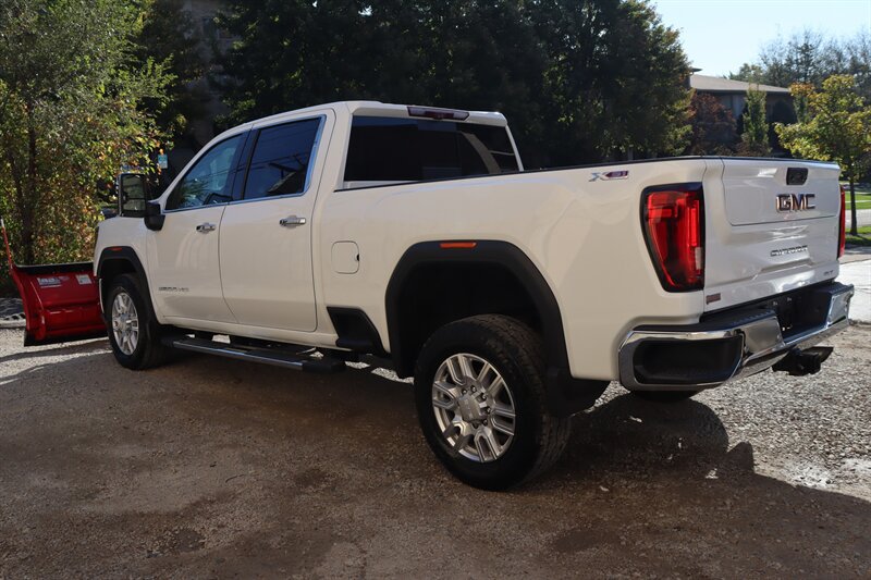 Used 2020 GMC Sierra 3500 SLT w/ SLT Premium Plus Package AWD/4WD image 4