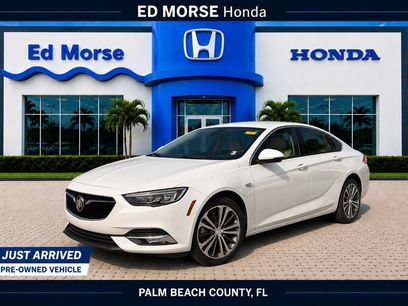 Used 2019 Buick Regal Essence w/ Driver Confidence Package I