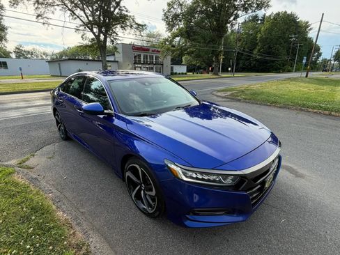 Used 2019 Honda Accord Sport image 7