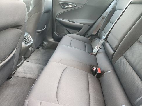 Used 2021 Chevrolet Malibu LT FWD image 28