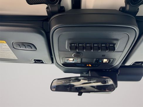 New 2025 Ford Bronco Badlands image 37