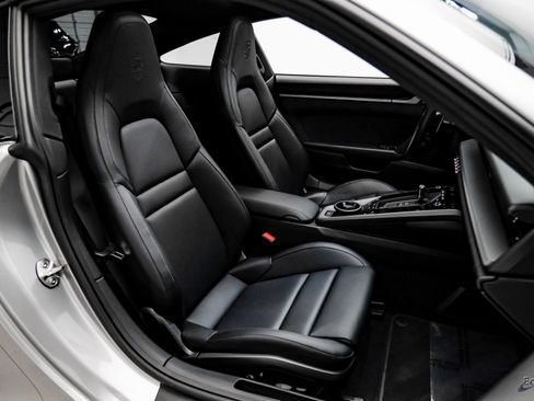 Used 2024 Porsche 911 Carrera S w/ Premium Package image 43