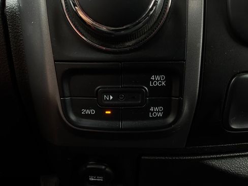 Used 2022 RAM 1500 Classic Warlock AWD/4WD image 21