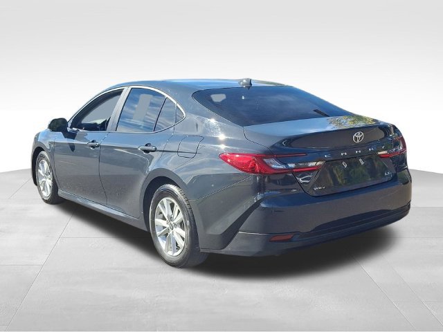 Used 2025 Toyota Camry LE FWD image 6