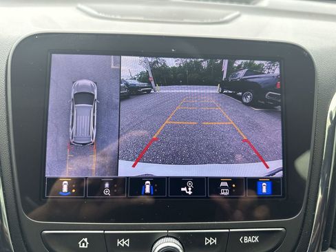 Used 2022 Chevrolet Equinox RS w/ RS Leather Package FWD image 25