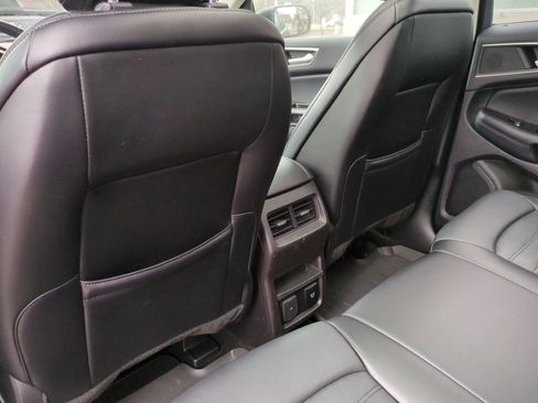 Used 2018 Ford Edge SEL w/ Equipment Group 201A image 23