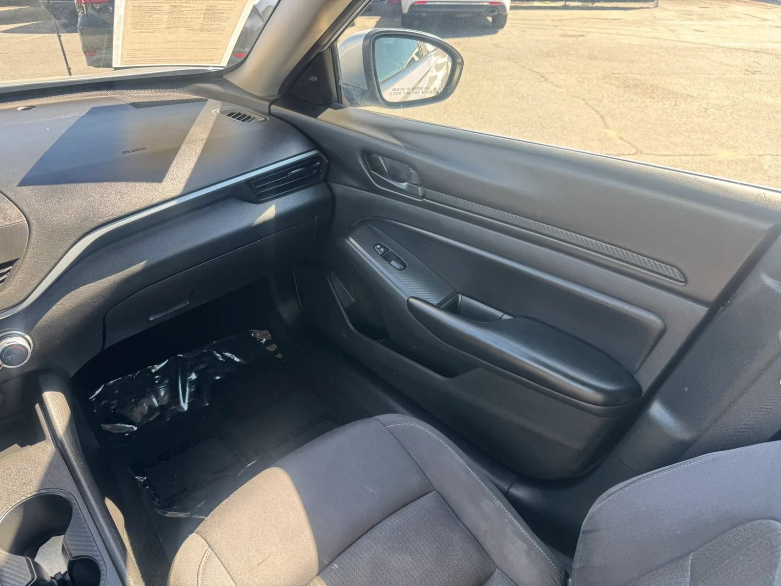 Used 2024 Nissan Altima 2.5 S FWD image 24