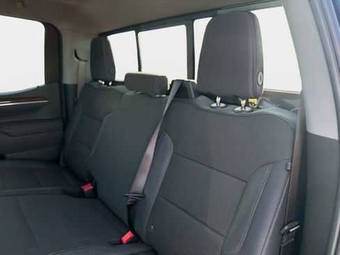 New 2026 GMC Sierra 1500 SLE w/ Preferred Package AWD/4WD image 12