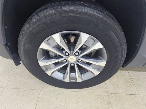 Used 2026 Chevrolet Equinox LT FWD image 24