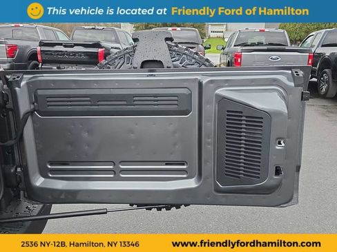 Used 2025 Ford Bronco Badlands AWD/4WD image 17