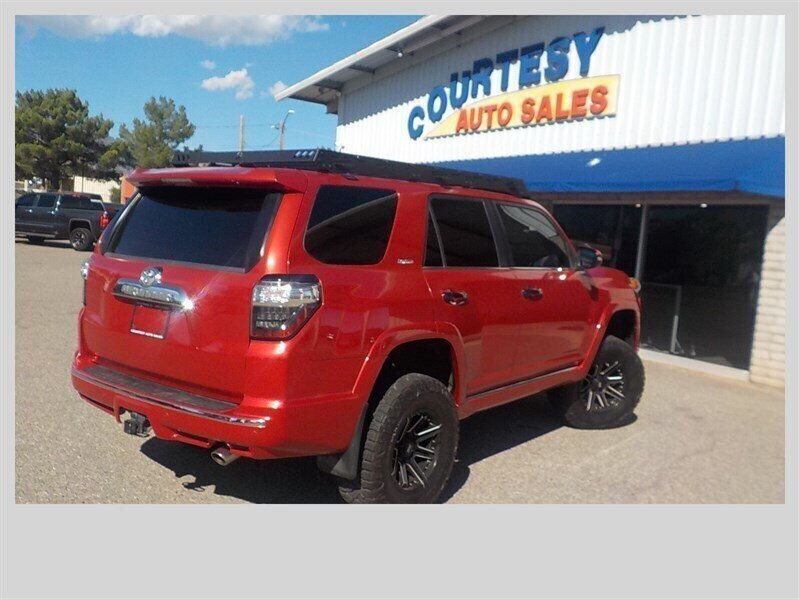 Used 2019 Toyota 4Runner Limited AWD/4WD image 9