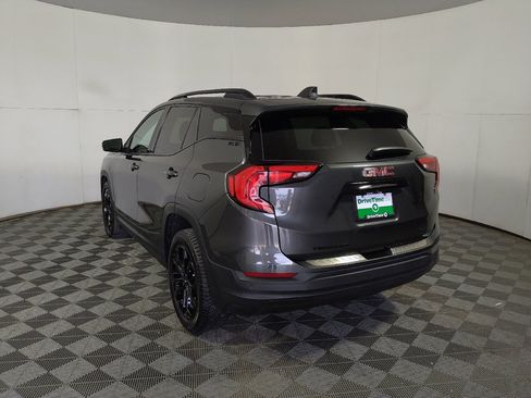 Used 2020 GMC Terrain SLE w/ Driver Convenience Package AWD/4WD image 6