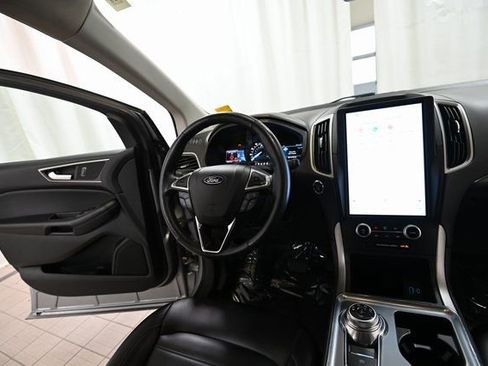 Used 2022 Ford Edge SEL image 24