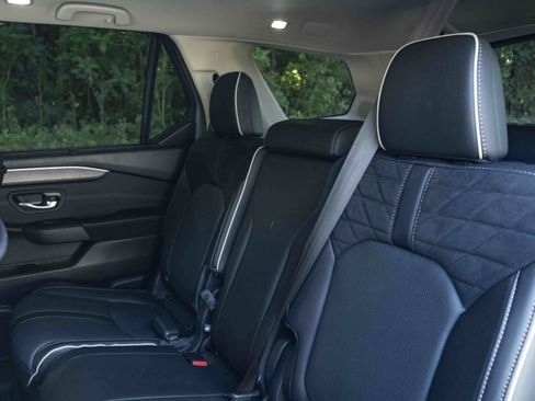 Used 2026 Honda Pilot Elite image 18