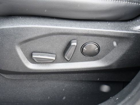 Used 2024 Ford Edge SEL w/ Convenience Package image 14