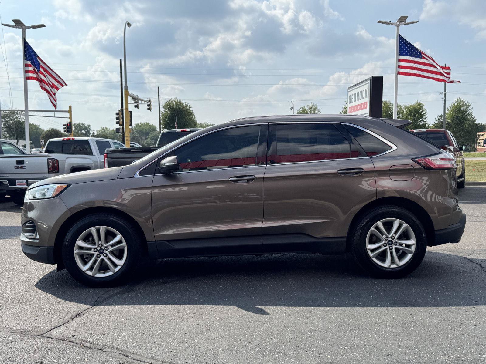 Used 2019 Ford Edge SEL w/ Equipment Group 201A FWD image 4
