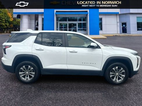 Certified 2026 Chevrolet Equinox LT w/ Convenience Package II AWD/4WD image 4