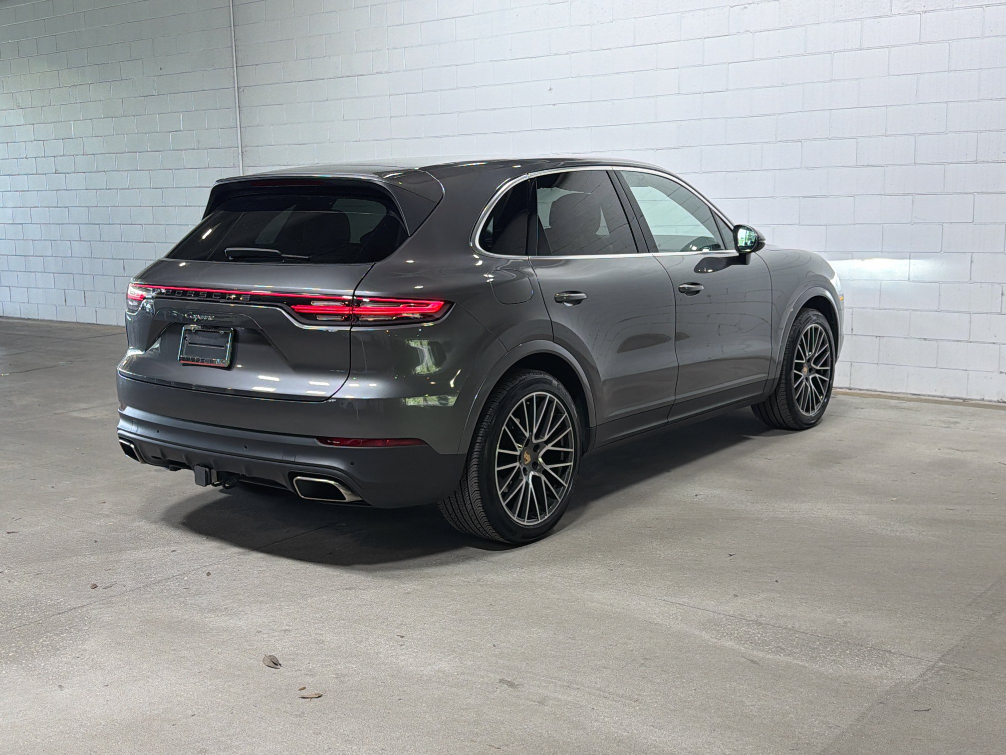 Certified 2023 Porsche Cayenne AWD/4WD image 7