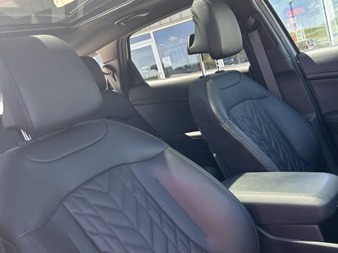 Used 2023 Kia Sportage X-Pro Prestige AWD/4WD image 16