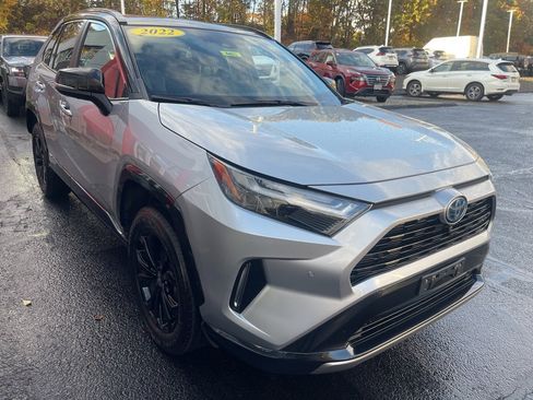 Used 2022 Toyota RAV4 XSE image 8