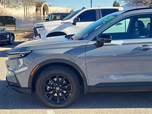 Used 2023 Honda CR-V Sport image 8