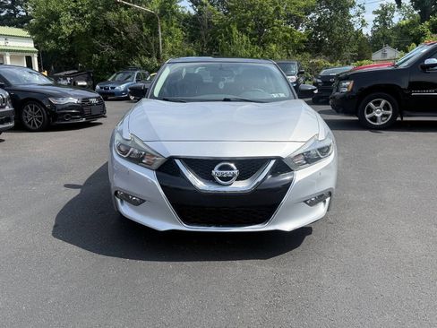 Used 2017 Nissan Maxima 3.5 SL FWD image 3