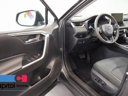 Certified 2025 Toyota RAV4 XLE AWD/4WD image 9