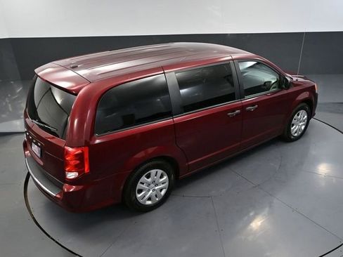 Used 2020 Dodge Grand Caravan SE w/ UConnect Hands-Free Group image 48