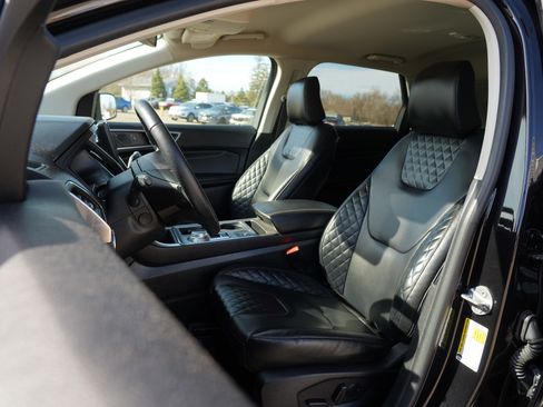 Used 2024 Ford Edge Titanium w/ Equipment Group 301A image 15