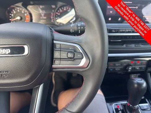 Used 2024 Jeep Compass Trailhawk image 18