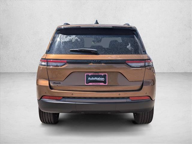 New 2026 Jeep Grand Cherokee Limited w/ Limited Altitude Package AWD/4WD image 8