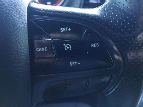 Used 2018 Dodge Challenger R/T Scat Pack image 24