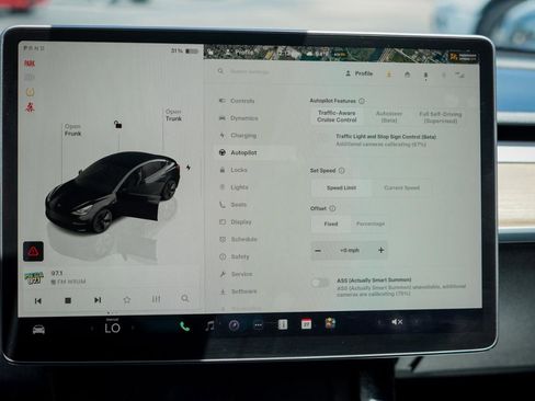 Used 2023 Tesla Model 3 Standard Range RWD image 13