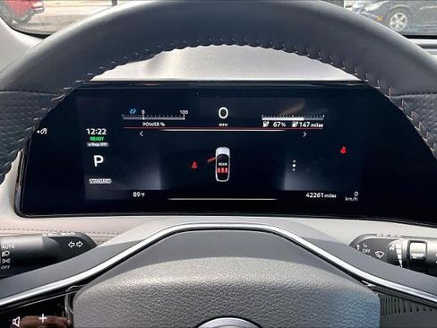 Certified 2023 Nissan Ariya FWD image 24