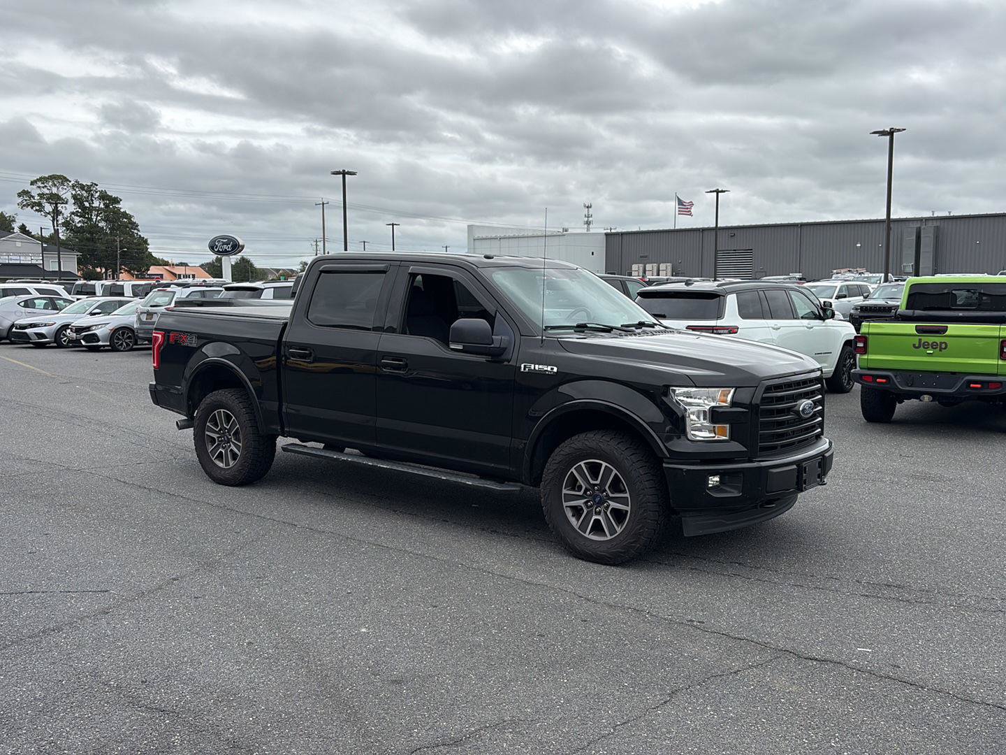 Used 2017 Ford F150 XLT w/ Equipment Group 301A Mid AWD/4WD image 8