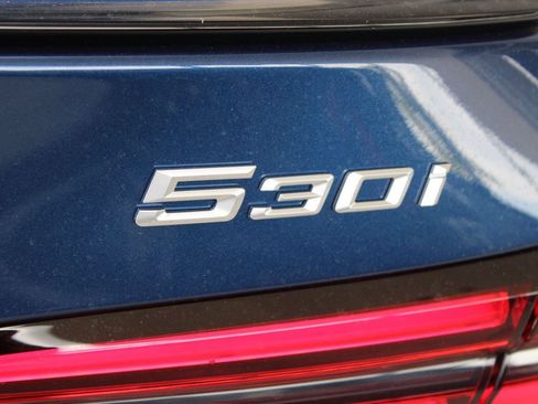 Used 2026 BMW 530i w/ M Sport Package RWD image 28