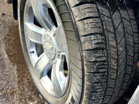 Used 2018 Chevrolet Silverado 1500 LT w/ LT Eassist Package image 16