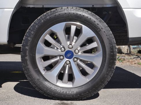 Used 2018 Ford F150 XL w/ Equipment Group 101A Mid AWD/4WD image 17